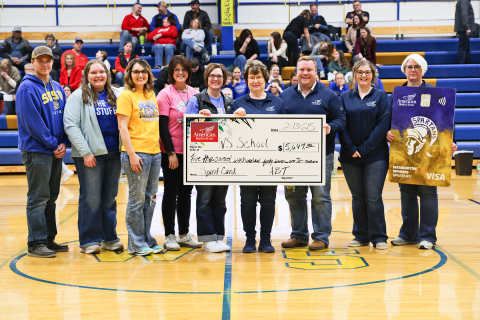 AB&T Donates $5,647 to Wessington Springs School District Through Spirit Card Program