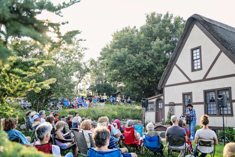 Hometown Favorite Dustin Evans to Headline Final Music in the Garden