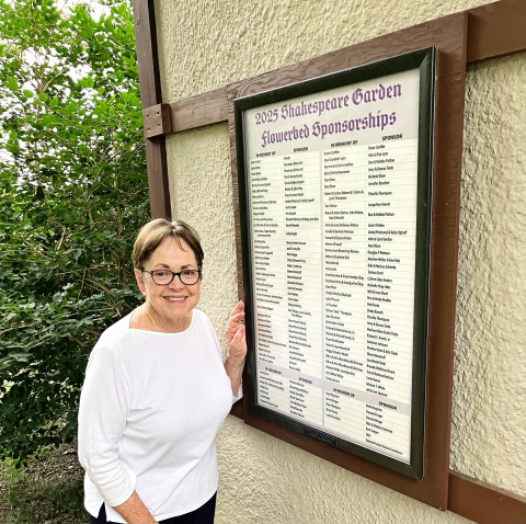 Shakespeare Garden Society Thanks Flowerbed Sponsors with New Display