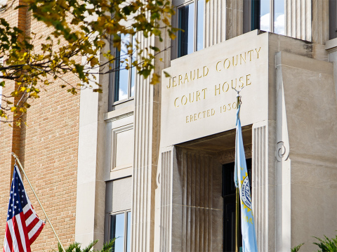 County Commission Defines Role for Full-Time Ambulance Coordinator