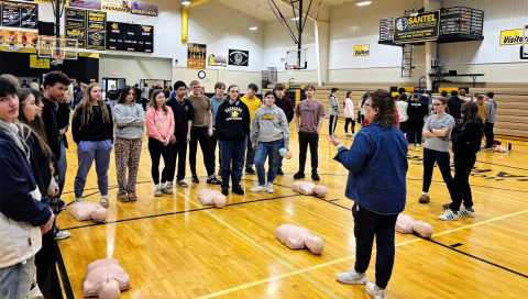 Medic Camp at Wolsey-Wessington introduces students to EMS careers