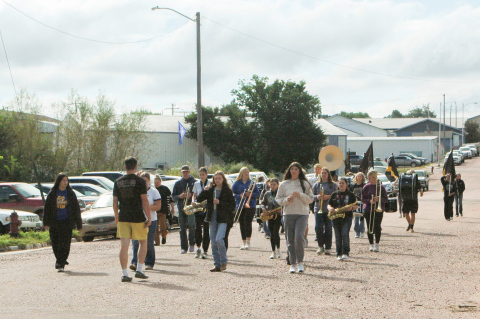 Parade change lets Spartan band members join class floats