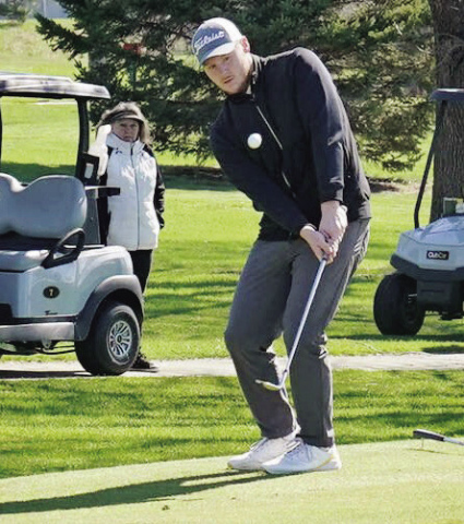 Warbird Golfer Tvedt in Contention as State Tournament Continues