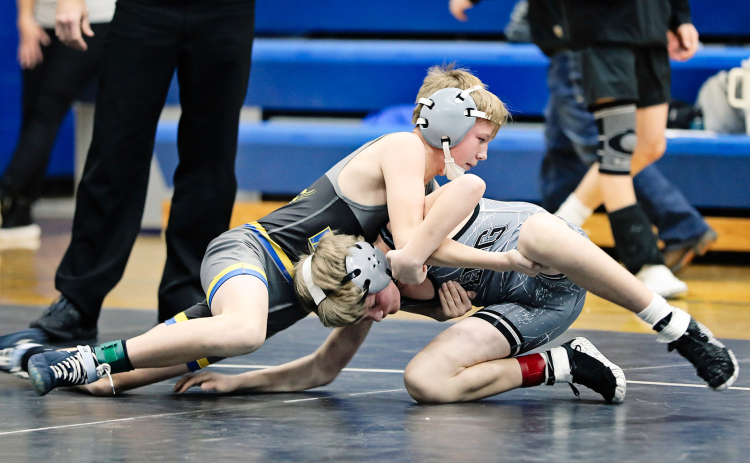 Wessington Springs / Woonsocket / Wolsey-Wessington (WS/W/ WW) hosted wrestlers from across the region last Thursday evening in Wessington Springs.  WS/W/WW wrestler Hunter Heezen.