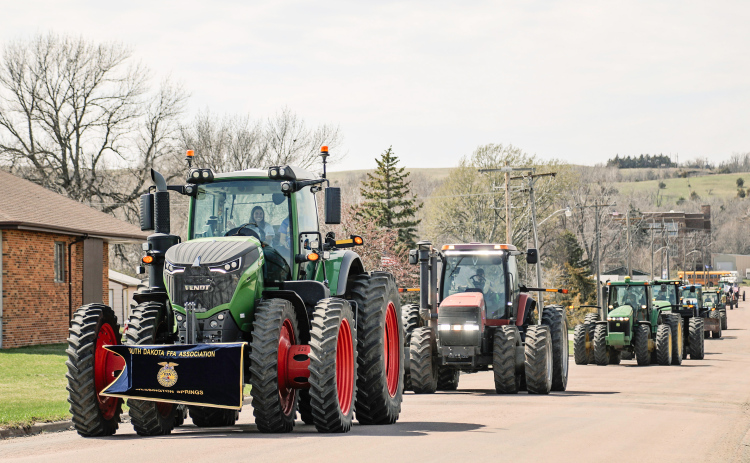Second Annual Tractor Parade Serves as Send-Off for State FFA Convention