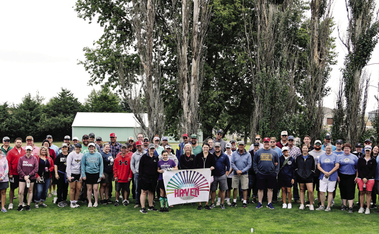 Second Annual “Holes for Haven” Draws a Crowd for a Cause