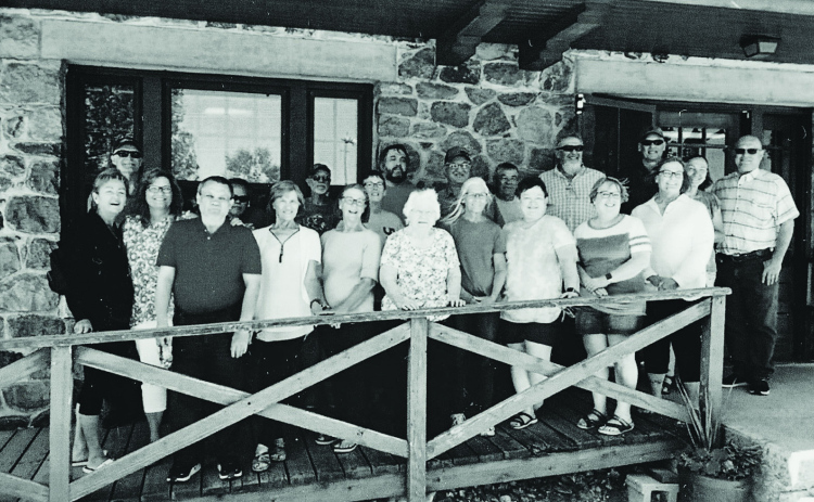 Doerings hold summer reunion in Springs
