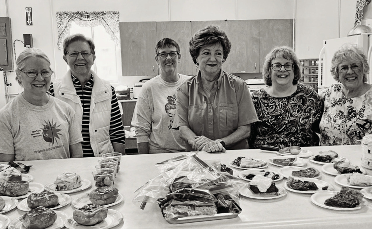 A lively, fully-staffed crew of volunteer help from the Wessington Springs United Methodist Church were on hand at the 33rd Annual Craft Fair Saturday, serving up breakfast lunch and treats at the Jerauld Co. 4-H Building as part of a WSUMC fundraiser. Among the many workers in attendance, shown left to right are: Gretchen Burnison, Julie Kaus, Ellen Powell, Cheryl Manthei, Lisa Edwards, Sandy Wenzel. DELIA ATKINSON / TRUE DAKOTAN